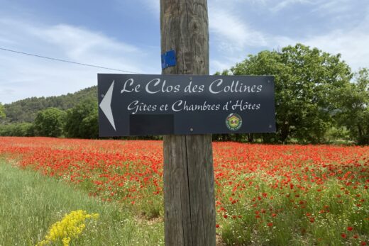 Découverte du Clos des Collines : Un Havre de Paix en Pleine Nature